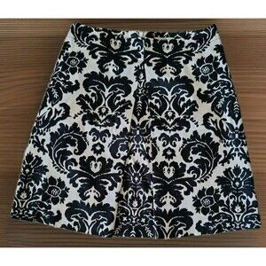 Ann Taylor Loft Petite Skirt A-Line Size 2P Black/White Back Zip Lined Pleated